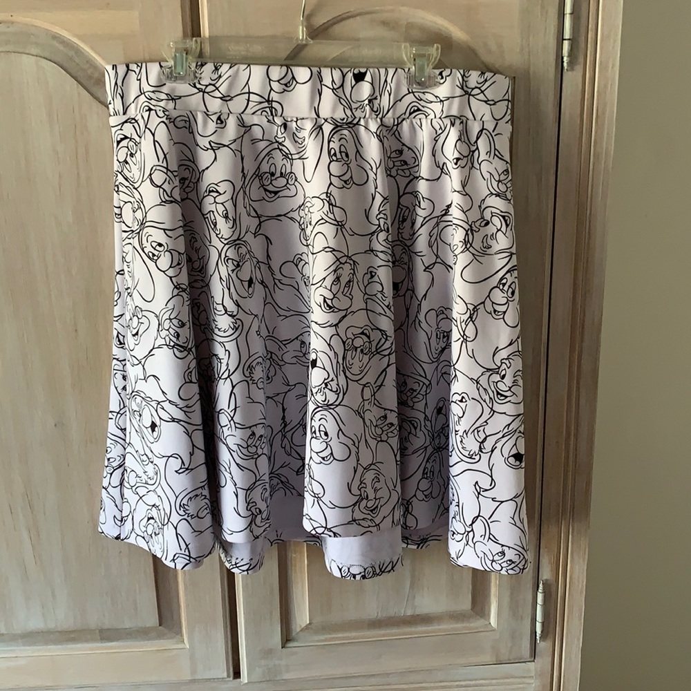 Torrid Disney Snow White Seven Dwarfs Size 2